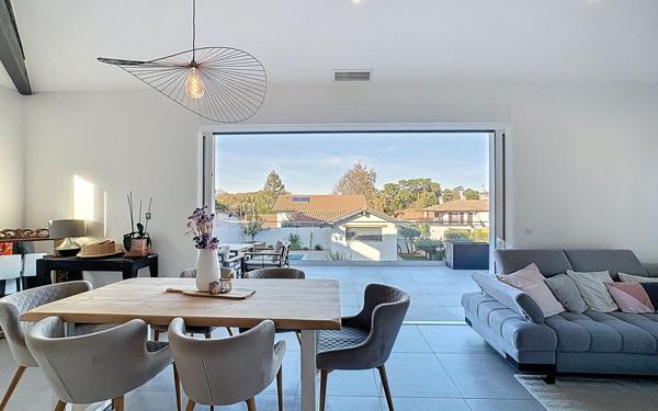 Maison à vendre    4 pièces • 93 m2 Bayonne