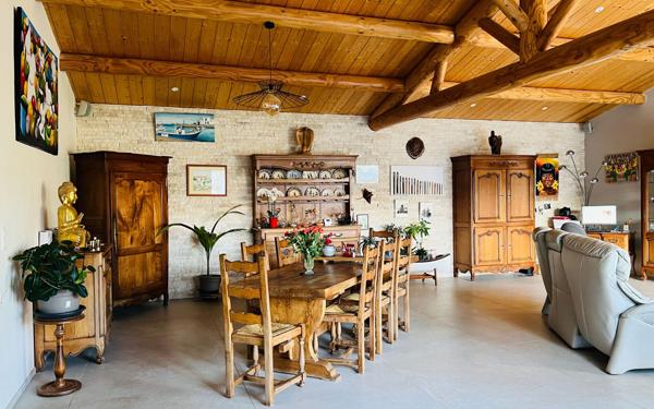 Maison à vendre    4 pièces •  La Flotte