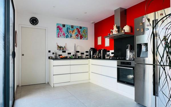 Maison à vendre    4 pièces •  La Flotte