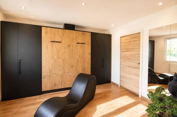 T2 29,37 m² rénové haut de gamme – Vue dégagée – Métro A Cusset