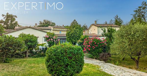 Vabres (30460) Maison de 307 m² habitables - 10 pièces - piscine - terrain de 10 000 m²
