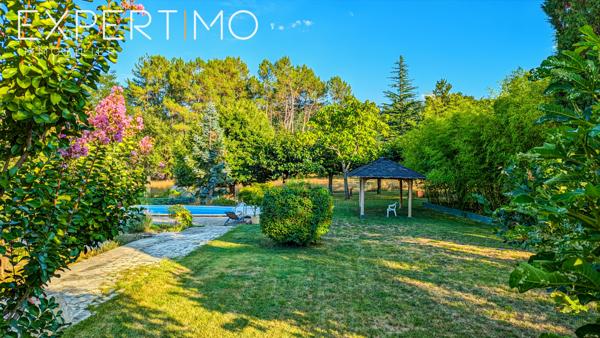 Vabres (30460) Maison de 307 m² habitables - 10 pièces - piscine - terrain de 10 000 m²