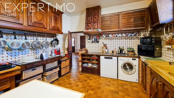 Vabres (30460) Maison de 307 m² habitables - 10 pièces - piscine - terrain de 10 000 m²