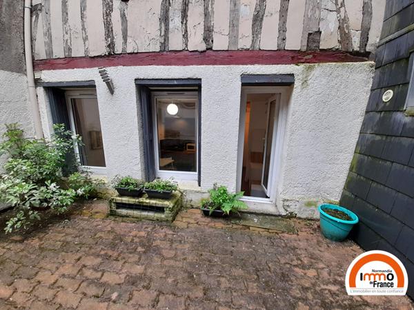 ROUEN BEAUVOISINE - Studio de 18,59 m² MEUBLE  avec terrasse privative