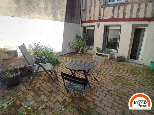 ROUEN BEAUVOISINE - Studio de 18,59 m² MEUBLE  avec terrasse privative