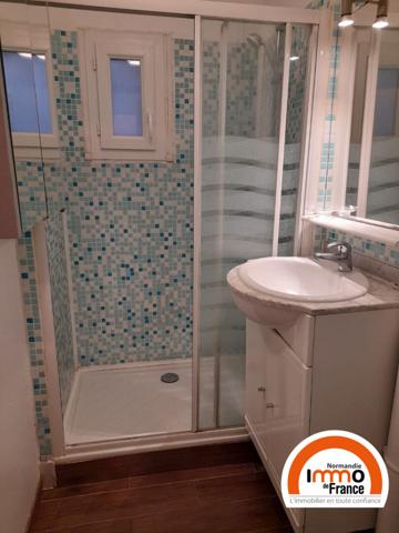 ROUEN BEAUVOISINE - Studio de 18,59 m² MEUBLE  avec terrasse privative