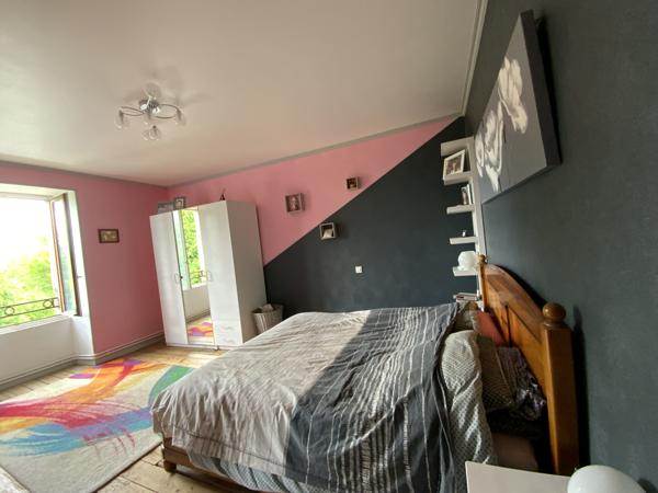 Maison 9 pièces - 235 m² Exclusivité efficity