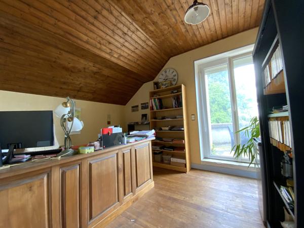 Maison 9 pièces - 235 m² Exclusivité efficity