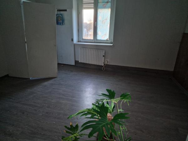 Appartement à vendre CONTREXEVILLE (88) STUDIO 24,26 m2 Résidence avec ascenseur face Parc thermal