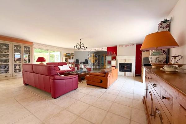 Vente Villa 8 pièces 224 m2 à Apt