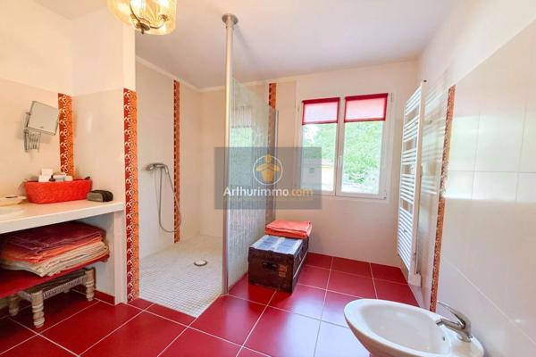 Vente Villa 8 pièces 224 m2 à Apt