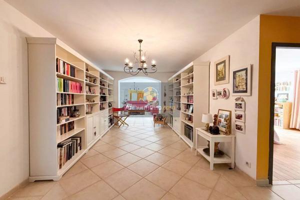 Vente Villa 8 pièces 224 m2 à Apt