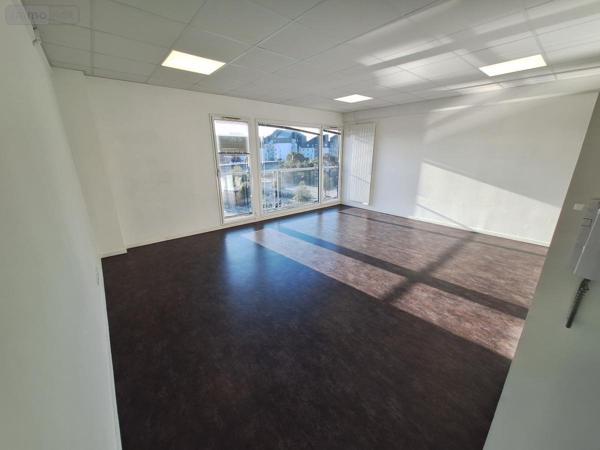 Fonds et/ou murs commerciaux à louer à Saint-Malo en Ille-et-Vilaine (35400), ref : 35084-L320   
La Gare / Rocabey