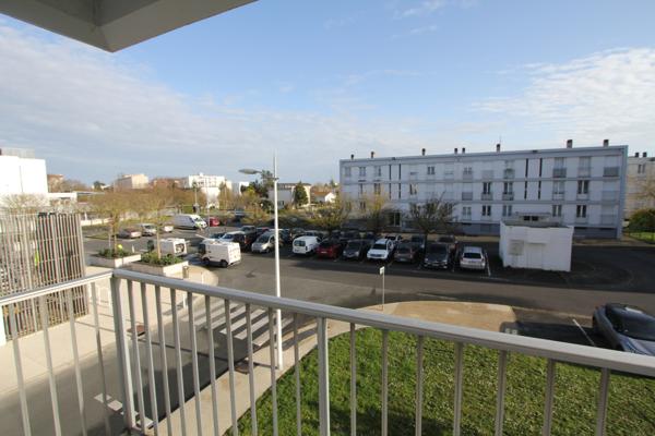 La Rochelle (17000) T4 lumineux – 3/4 chambres – balcon, cave, stationnement – La Rochelle Bel Air