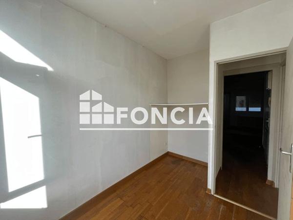 Location Appartement 3 pièces 49.48 m² - 54 COURS VICTOR HUGO Agen 47000