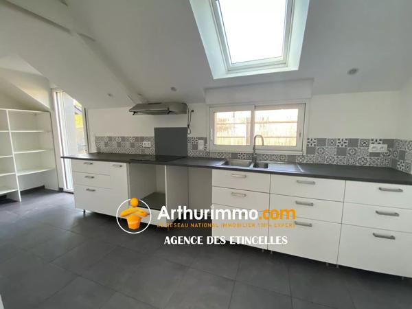 Location                                                      Maison
                        
                     4 pièces                      67 m2                     à Martigné-Ferchaud