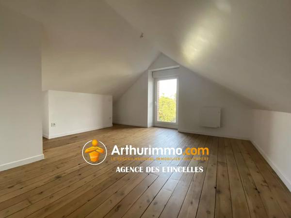 Location                                                      Maison
                        
                     4 pièces                      67 m2                     à Martigné-Ferchaud