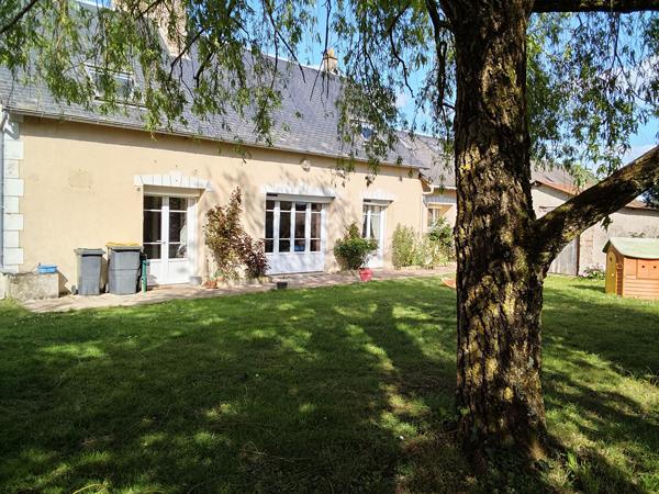 Maison St Ouen Les Vignes 6 pièce(s) 155 m2