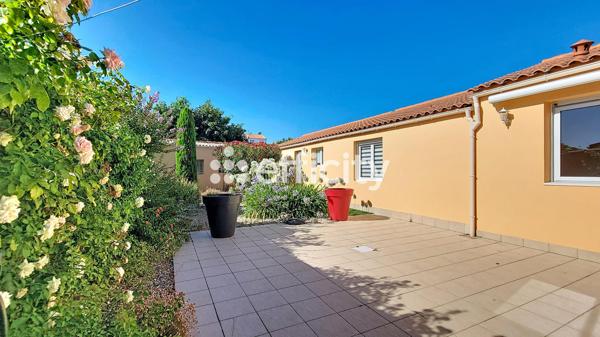 Maison
         4 pièces
        - 110 m² Bien prestige 549 900 € *