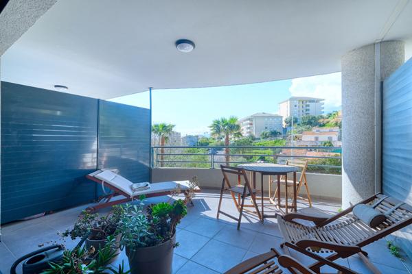 Vente Appartement 3 pièces avec garage Bastia