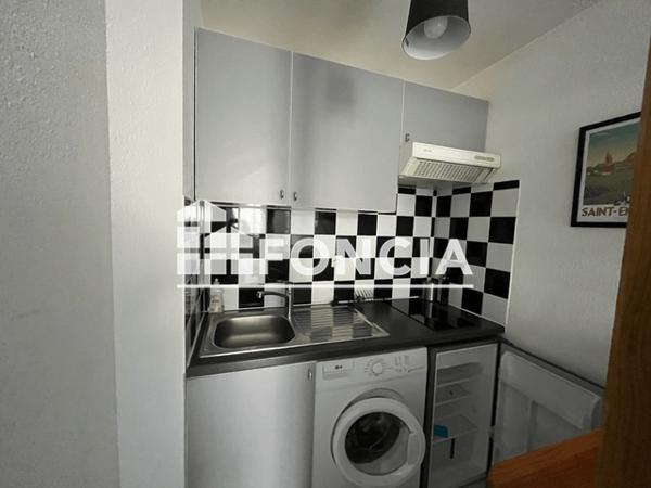 Location Studio meublé 22.66 m² - 13/15 RUE DU PAVILLON Bordeaux 33000