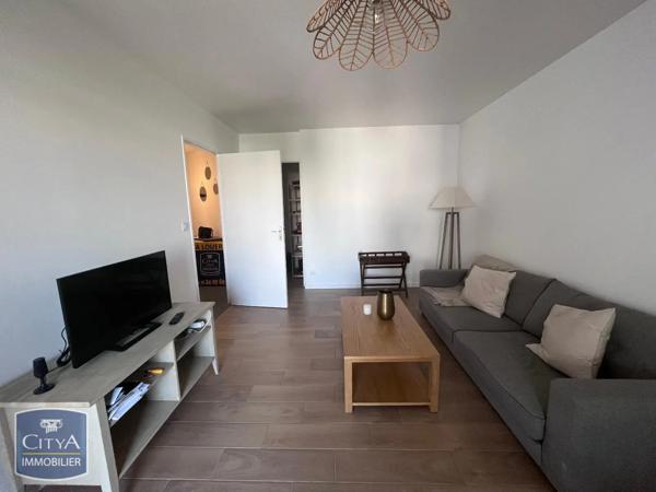 Appartement à louer 2 pièces 55.11m² Lyon (69008)
