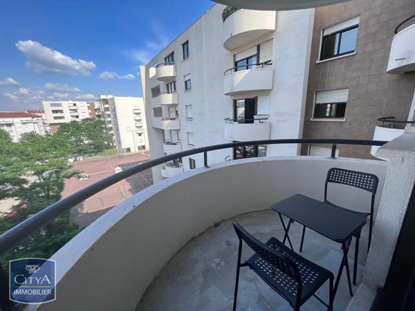 Appartement à louer 2 pièces 55.11m² Lyon (69008)