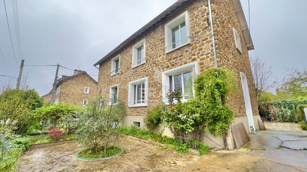 MAISON 6 PIÈCES 103M2 - ATHIS MONS, CHARME DES ANNÉES 50 ET BEAUX VOLUMES