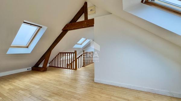 MAISON 6 PIÈCES 103M2 - ATHIS MONS, CHARME DES ANNÉES 50 ET BEAUX VOLUMES