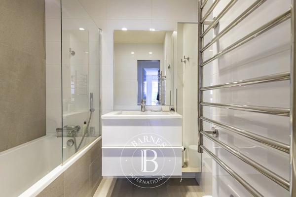 Paris 15ème, Appartement 3 Chambres -  122 m² à vendre