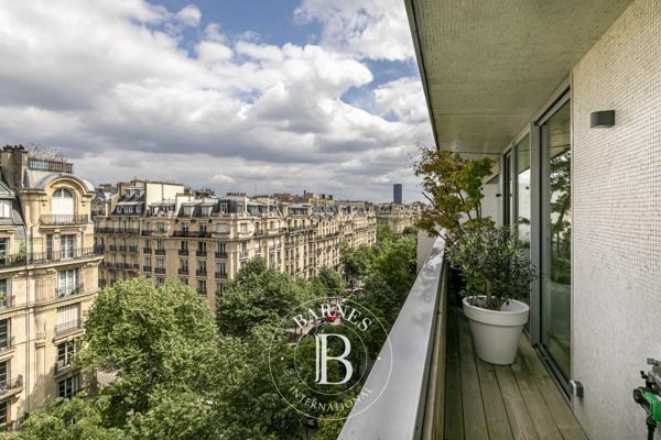Paris 15ème, Appartement 3 Chambres -  122 m² à vendre