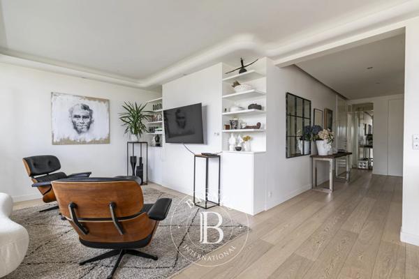 Paris 15ème, Appartement 3 Chambres -  122 m² à vendre