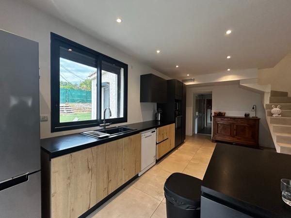 Maison Allauch 6 pièce(s) 149.19 m2