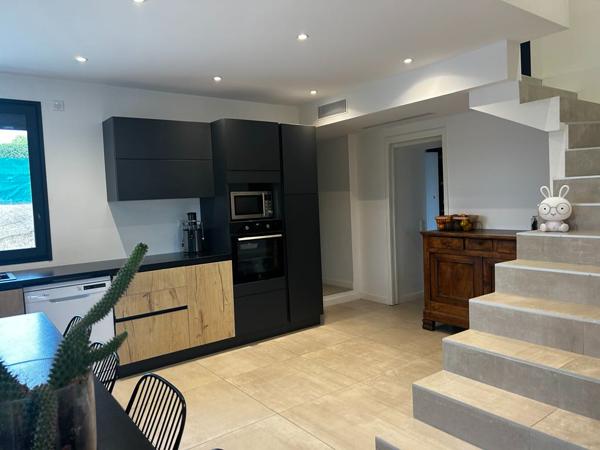 Maison Allauch 6 pièce(s) 149.19 m2