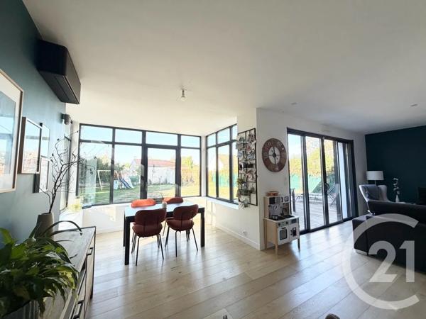 Maison à vendre  6 pièces - 126 m 2   PONT ST MARTIN  - 44