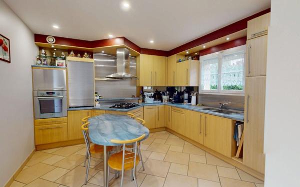 Maison à vendre    4 pièces • 177,17 m2 Sainte-Euphémie