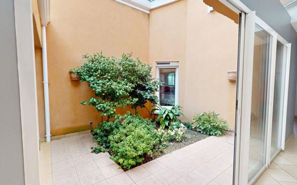 Maison à vendre    4 pièces • 177,17 m2 Sainte-Euphémie