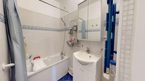 Appartement Caen 5 pièce(s)  dernier étage, garage double