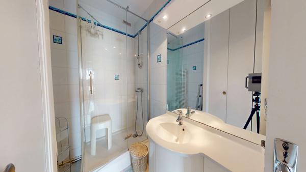 Appartement Caen 5 pièce(s)  dernier étage, garage double