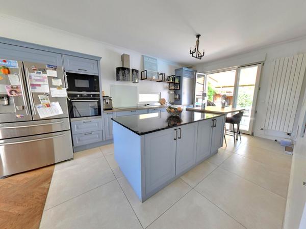TOURNAN-EN-BRIE ? Maison familiale meulière rénovée ? 182 m² ? 6 chambres ? Sous-sol total
