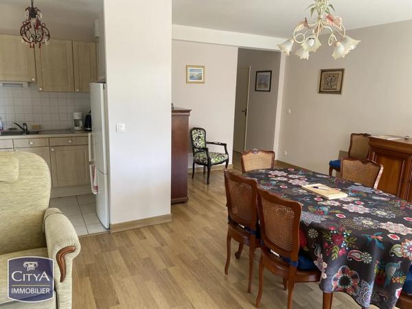 Appartement à vendre 3 pièces 66.37m² Laval (53000)