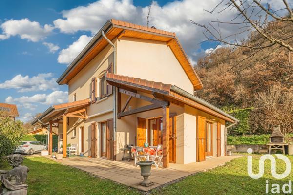 Maison à vendre 7 pièces 166 m² Varces-Allières-et-Risset