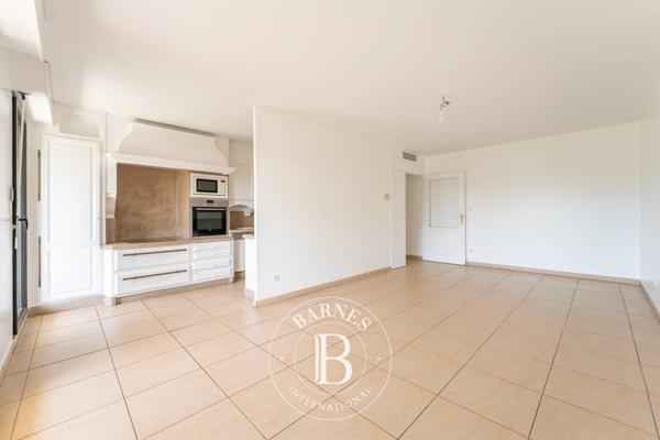 Marseille 8ème, Appartement 2 Chambres -  72 m² à vendre