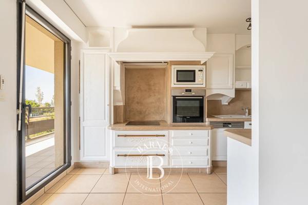 Marseille 8ème, Appartement 2 Chambres -  72 m² à vendre