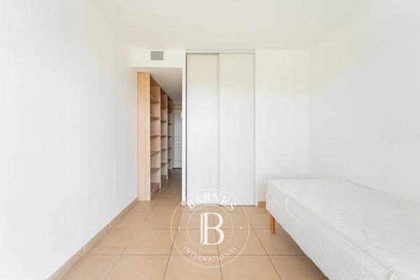 Marseille 8ème, Appartement 2 Chambres -  72 m² à vendre