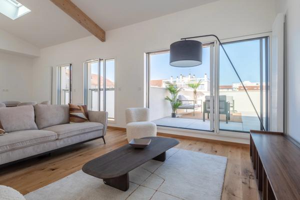 Villeurbanne - Dernier étage de 106,8 m² carrez - Terrasse 90 m²