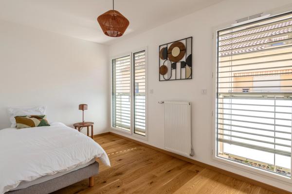 Villeurbanne - Dernier étage de 106,8 m² carrez - Terrasse 90 m²