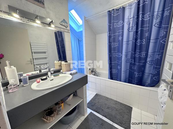 Saint-Cyr-en-Val (45590) Saint-Cyr-en-Val (45590) - Maison 154 m² carrez (158m²/sol) – 4 Chbrs – Piscine – T 709 m²