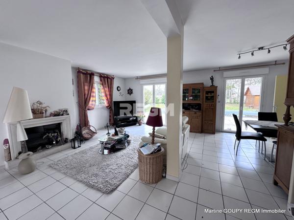 Saint-Cyr-en-Val (45590) Saint-Cyr-en-Val (45590) - Maison 154 m² carrez (158m²/sol) – 4 Chbrs – Piscine – T 709 m²