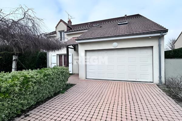 Saint-Cyr-en-Val (45590) Saint-Cyr-en-Val (45590) - Maison 154 m² carrez (158m²/sol) – 4 Chbrs – Piscine – T 709 m²